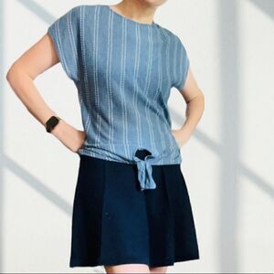 Anthropologie Blue Vertical Tie Front Blouse M